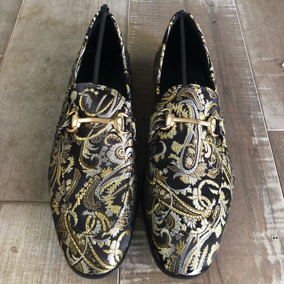 Urban Outfitters Other - UO Brocade Loafers